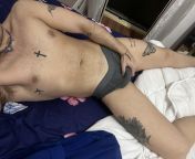 28 UK boy. Looking for men to show off on cam. Im open to show face and Im verbal. ? xxsammysam from aunty open backside show