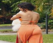 HOLY SHIT? JUST LOOK AT THAT REAL SUPER HOT BIG BUTT from actress shruti haasan hot big butt ass show