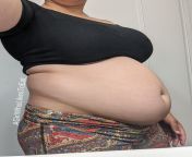 &#34;If you keep eating like that your belly is going to HANG&#34;...Sorry Aunty buttttt your a little late ? from kerala married first night aunty in saree fuck little boy