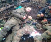 RU POV.During the fighting in the direction of Krasnyy Liman, the soldiers of the Russian forces captured alive a soldier from the 80th Air Assault Brigade of the Ukrainian forces from the unit that executed Russian POWs lying on the ground in Makeyevka. from celia liman