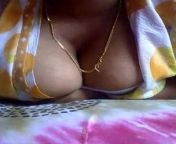 Young sister&#39;s with big boobs give the best cleavage show ?? from bhabi cleavage show 2