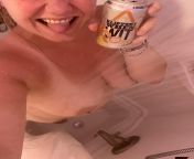 Super long day calls for a loooong shower and my absolute favorite beer!! SLIPPERY WHEN WIT. Collab between South Street Brewery and Blue Mountain Brewery abd the best damn sour ever. ?? Cheers everyone! ?? from south heroins blue films
