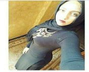 Guess her figure #hijab #muslimah #sexy #figure from abaya hijab hot sexy