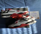 [WTS] DS Air Jordan 4 Fire Red - size 9.5 (&#36;270) from air 5
