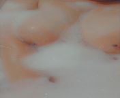 [Selling] Taking a hot bubble bath! Being lonely! Hot milf wants to play and have fun! What about you? ??? [gfe][sext][vid][pic][dom][vanilla] from hot milf susan withnice breasts and brunette