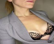British girl with a serious day job who likes having fun in the evening. Will dress up and pose for your tastes, down to earth and sexy as fuck ? Check out my link in the comments ? FREE ACCOUNT- pay to see more ? from buda sex with mujbur aurat for job