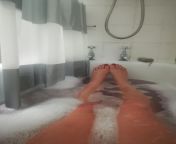 10 Red toe nails having a sexy bath x from yuuietv sexy bath ligerehttps