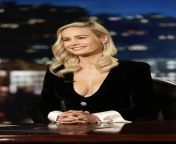 &#34;Hello everybody! welcome to the Late Night Larson Show, I&#39;m Brie Larson! Welcome everybody!&#34; When Brie got backlash from the captain marvel film, I was sent out to fix everything, so after a quick swap, i&#39;m hosting a late night show as Br from the late late show