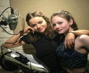 A three way with Mackenzie Foy and Joey King would be heaven from mackenzie foy nak