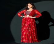 Madhuri Dixit posing in red from sunny deol esh madhuri dixit xxx hd image com