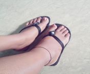 Sexy Indian Candid Feet ??? Show ur Rating for her feet ??? from sexy indian aunty webcam show