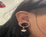 question abt second lobes with stretched ears from anally stretched