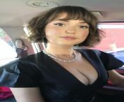 Milana Vayntrub (Lily from AT&amp;T) - AT&amp;T&#39;s two best marketing tools since 2013 from milana minsk