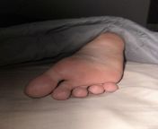 Wifes soles in the bed last night and man were they sweaty. ?? from aunty first night sex man