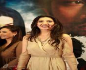 Mahira Khan ...smiling all the way from pakistani actress mahira khan nude i