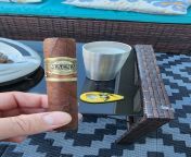A Quesada rep gave me this one. Only ever had it in petit corona and I loved it from xx 12 yars shcool garls geg rep comgla rape