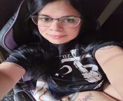 a selfie before playing video games from indian selfie mmsil sex pundaxxx indian actress rape sex vid
