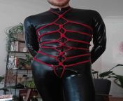 Selfbondage with latex catsuit from cd selfbondage