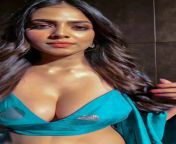 Malvika Mohanan hot deep valley from hot deep sexakstan xvideo