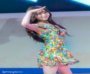 Kei (Lovelyz) +1 gif in comment from lovelyz sujeo
