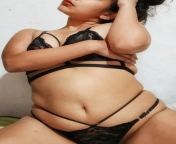 My navel deep in my chubby belly from hifixxx cc chubby mumbai housewife radeshyam yadav navel show in bare blous mp4 5 jpg