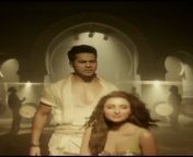 Parineeti Chopra&#39;s Hot Navel from parineeti chopra hot sex videoudayanthi kulathung