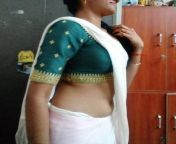 Saree side view ? from anuty boobs in saree side view