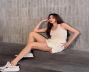 The legs on Lee Ji Ah from lee ji ah