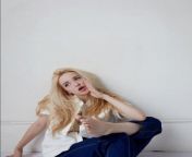 You go to a feminist lesbian protest and notice Dove Cameron, with her tits out, barefeet and smoking while speaking to the crowd, saying that women do not belong to men and are free to do everything they want. What could you do? Is she right? from very very sexy chut land chudai 3gn girl go to