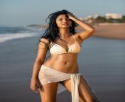 Keerthi Pandian navel in white bikini from keerthi suresh xxxx nude photosan vil
