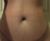 My belly button a little over 1 po from little miss alli po