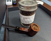 New Pipe Day. An NOS Ole Jansen. Supposedly made on the 1950s, but pristine. A paneled billiard that is under 35g with a massive bowl. I&#39;m really stoked about this pipe. Let&#39;s light &#39;er up! from nadine jansen