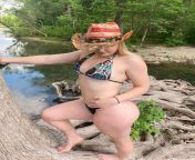 Would you date a slim thick nature girl from the south? from slim thick hotties