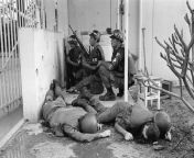 [History] With dead U.S. soldiers in the foreground, U.S. military police take cover behind a wall at the entrance to the U.S. Consulate in Saigon on the first day of the Tet Offensive, January 31, 1968. NSFW from part fucking the first day with the perverted teen exchange