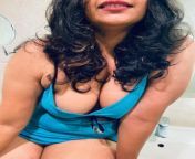 Any milf lovers?? ( Aunty lovers assemble)(f) from toilet aunty indian dehati