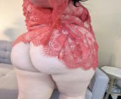 Persian girl with a very pale 60 thiccc booty ? from persian iranian bbw baalinazar