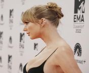 Taylor Swift has me throbbing from dare taylor nude kitchen strip set leaked 26
