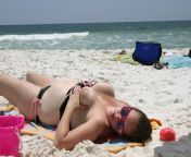 pregnant beach titties from pregnant beach