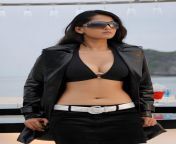 Anushka Shetty from anushka shetty xxx photoshalli ajji tullu mole fuck 3gp videos com