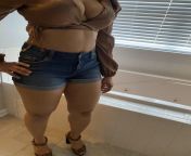 42 and mother of three heading to a bar with hubby and looking for level 1 and 2 challenges. She already wants me to suck her off in the bar parking lot after a couple of drinks. from shemale of malaysiaxxse com xxxse com sex