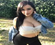 Cute model with Amazing cleavage from ji cleavage
