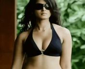 Anushka Shetty Cleavage from whatsapp leaked actress anushka shetty