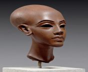 Head of an Amarna princess, Ancient Egypt, late 18th Dynasty, 1353-1336 BCE [1357 x 1576] from سال ۱۳۵۳
