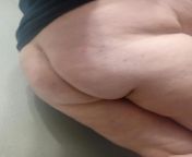 18m heading down to macomb friday looking for a hung top to breed my chubby ass prefer a hosting top but can split to get a room. from a dona top