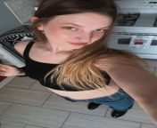 Pee Videos? Any kind of Girlfriend Experience Long hair playSucking Objects.. Selling personal items.. FETISH FRIENDLY? from super silky long hair play from