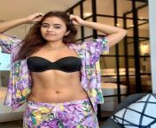 Shobhita rana stripping to show navel from boudi stripping blouse naked navel