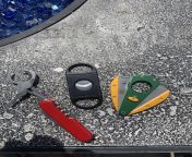 Swiss knife vs Zino vs Xikar. Which cutter is best? Its not even close- the Swiss Army knife is easily superior. Its the low angle of the blades (think Japanese yanagi). Save your money and thank me later. from swiss