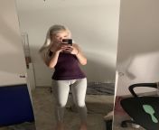 I love when my fat pussy shows through my leggings ? from cameltoe fat pussy