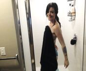 Ashe Maree challenges gravity with her bath towel [NSFW-gif] from desi bath towel remove nude