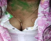 দোল এর দিন পাড়ার ছেলেরা বউ এর জামা দিয়েছে from গ্রামের মেয়েদের গোসল এবং জামা কাপড় পরার গোপন ভিডিও ডাউনলোডtemple scandal 3gpshemale sexw saxei vid
